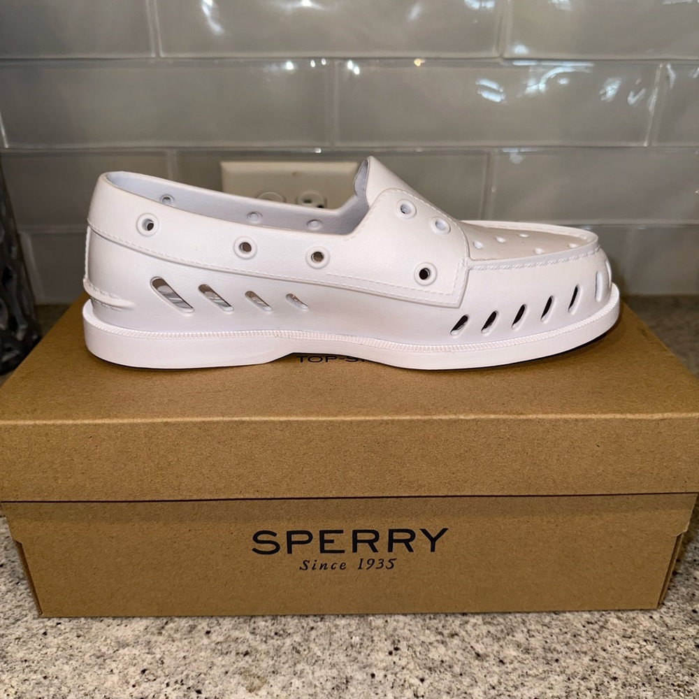 NIB Sperry Authentic Original Float Boat Shoes for Ladies - Picture 11 of 15